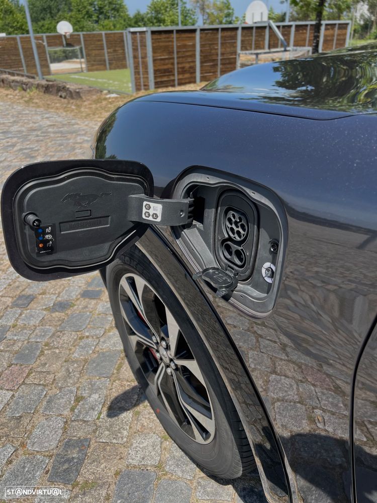 Ford Mustang Mach-E AWD PREMIUM - 4