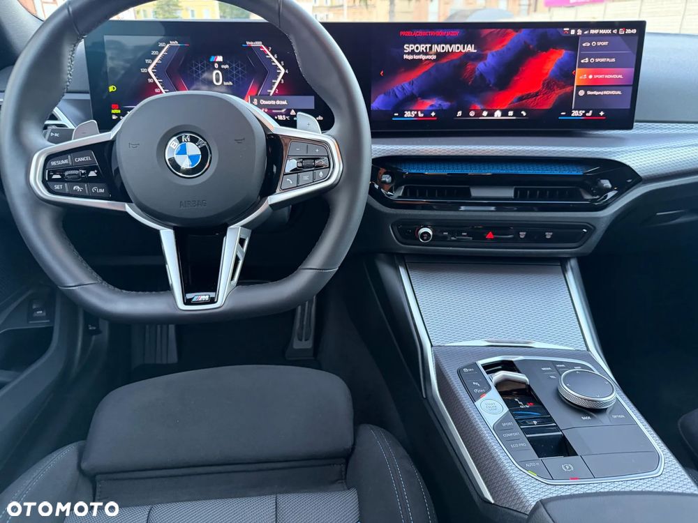 BMW Seria 3 330i xDrive M Sport - 36