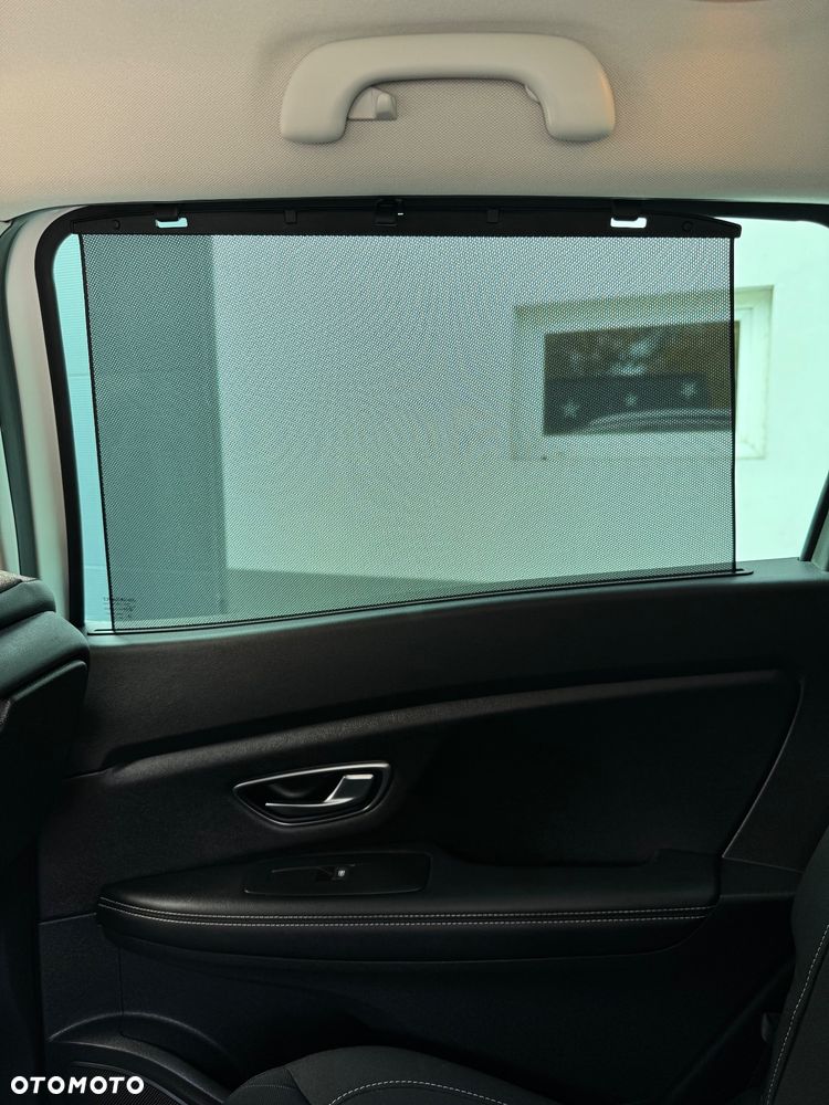 Renault Scenic - 25