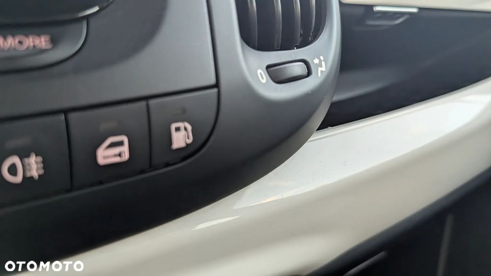 Fiat 500L 1.4 T-Jet 16V Beats Edition - 19