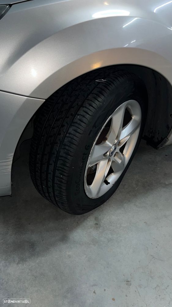 Ford Focus 1.6 TDCi Sport - 4