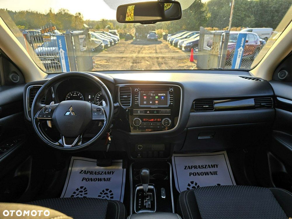 Mitsubishi Outlander 2.0 2WD CVT Diamant Edition - 19