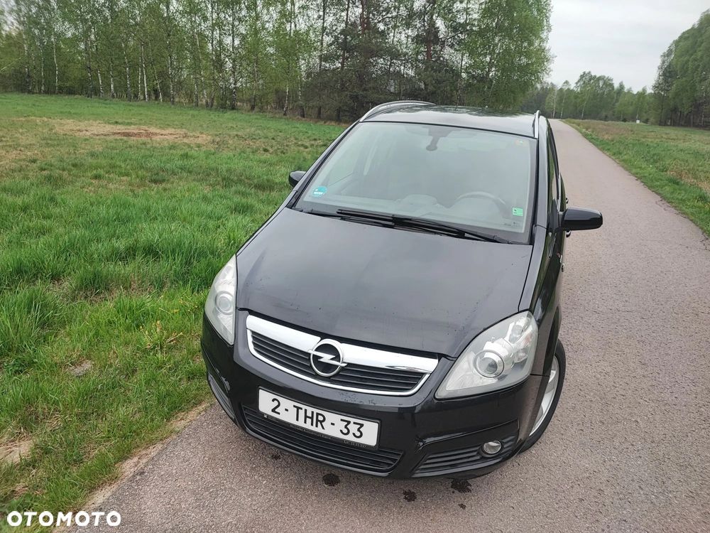 Opel Zafira 2.0 Turbo Sport - 28