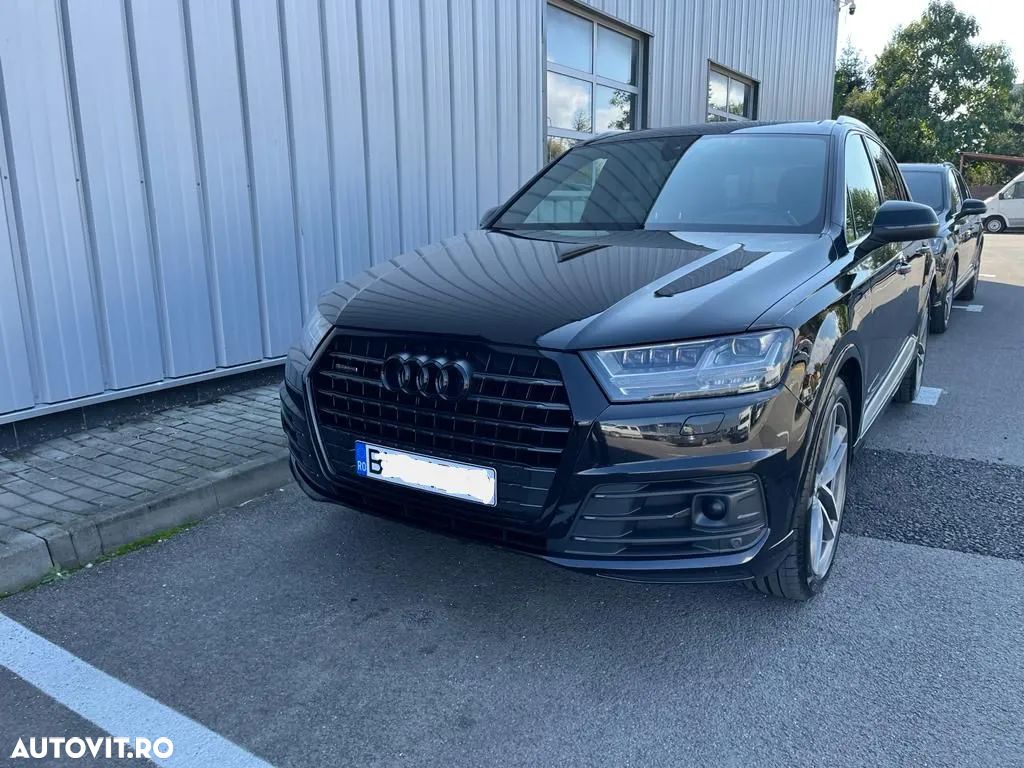 Audi Q7 - 1