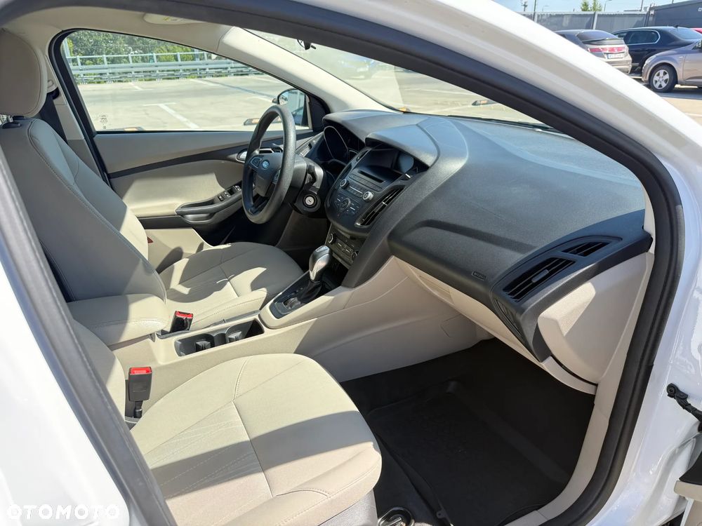 Ford Focus - 14