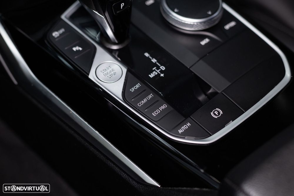 BMW 320 d Line Sport Auto - 37