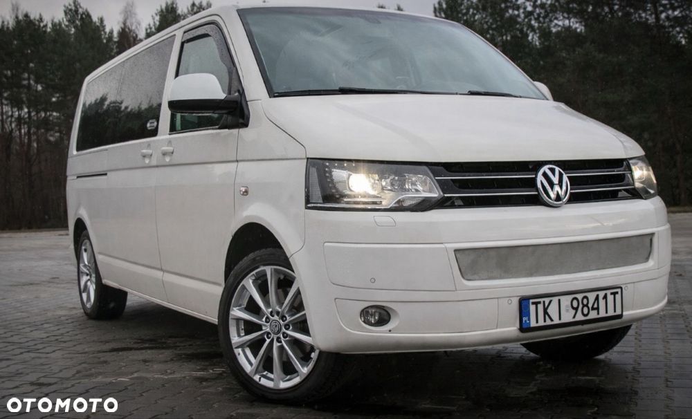 Volkswagen Caravelle - 1