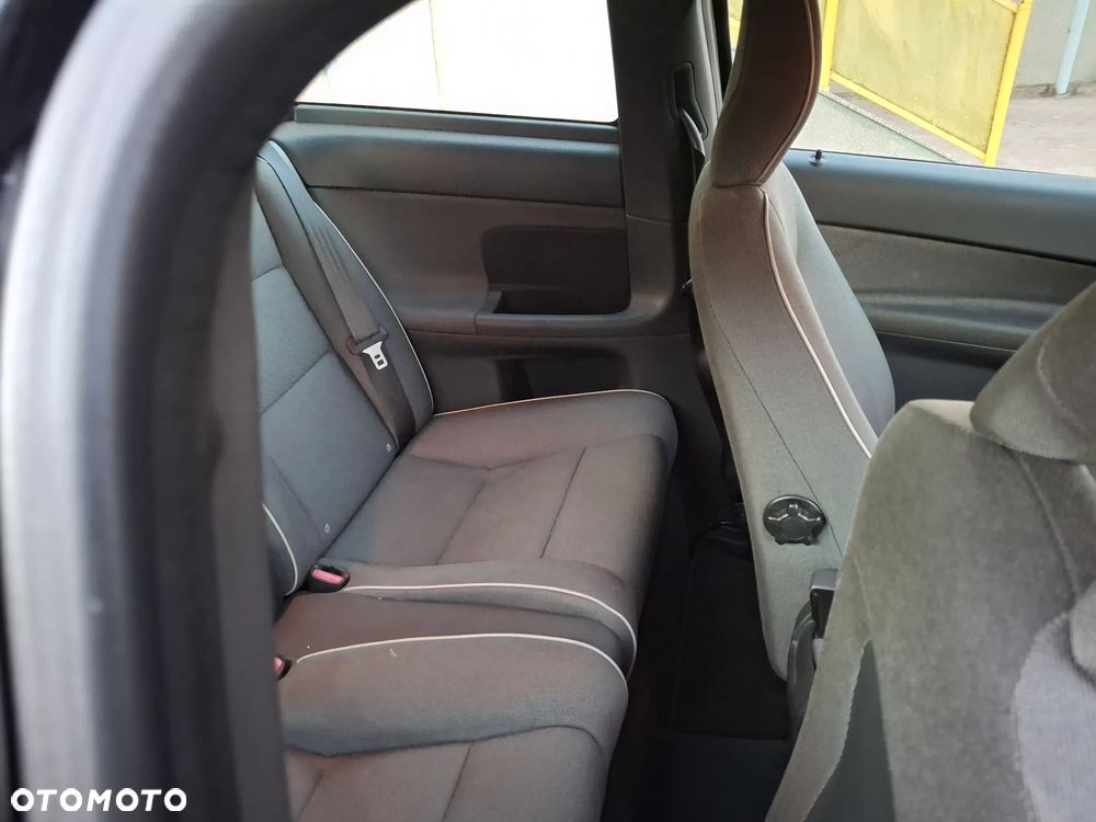 Volvo C30 D2 DRIVe Kinetic - 36