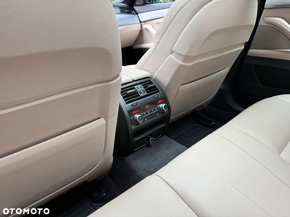 BMW Seria 5 - 34