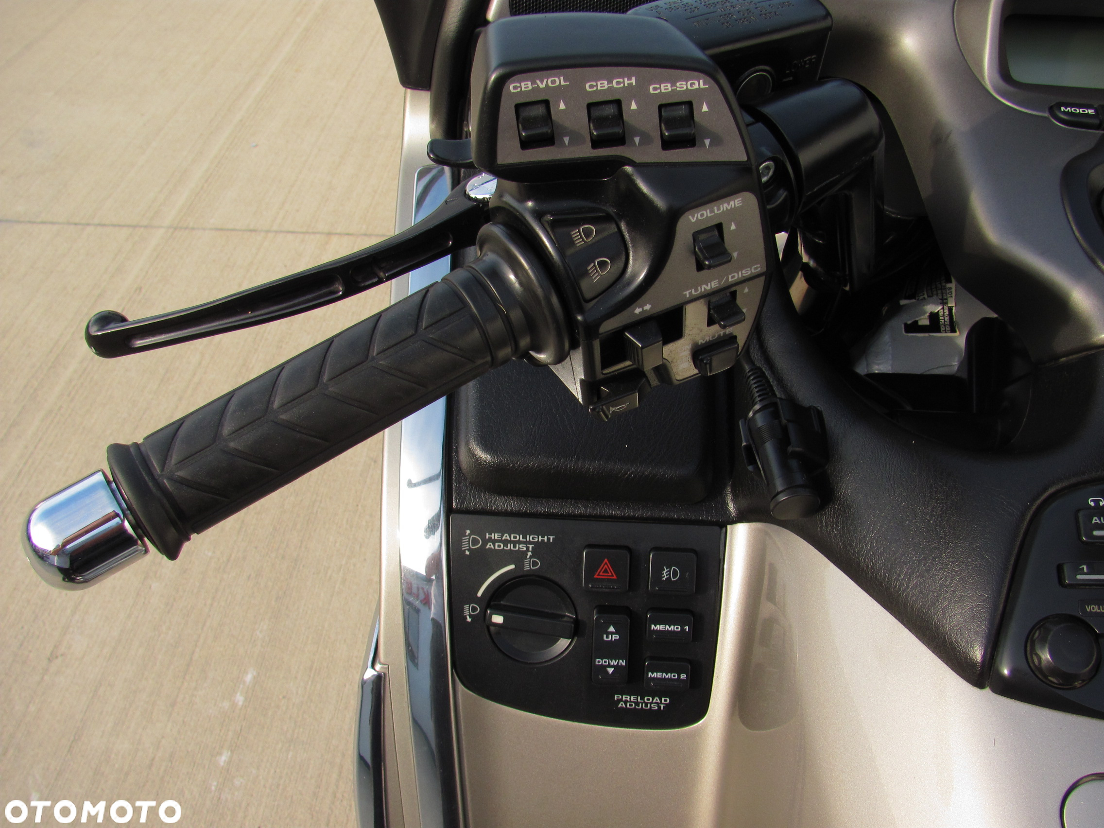 Honda GL - 9