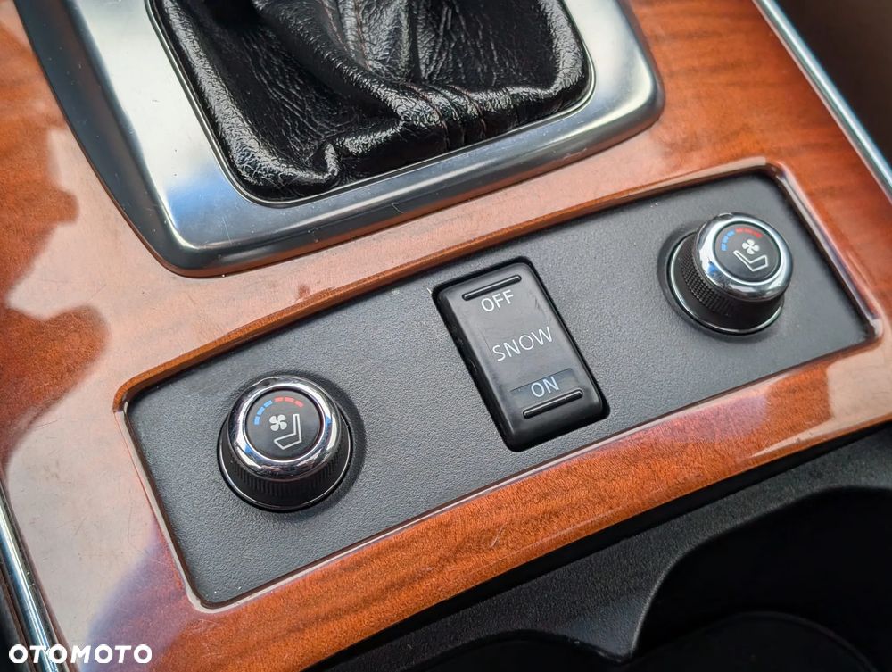 Infiniti FX FX35 AWD - 28