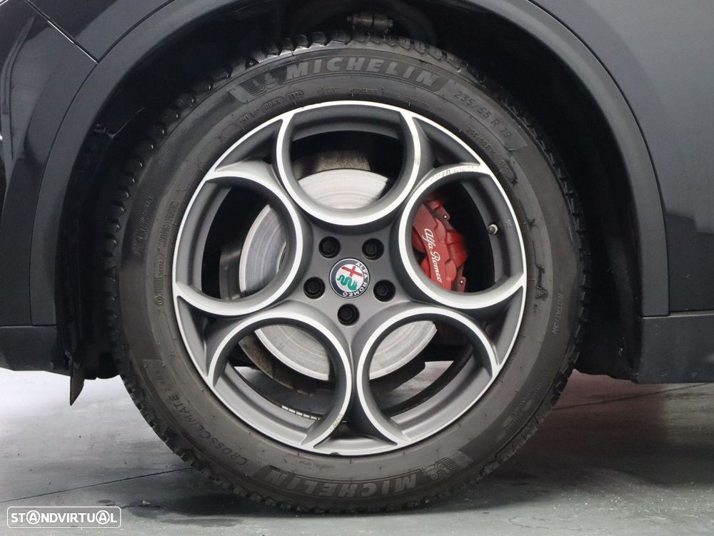 Alfa Romeo Stelvio 2.2 D Super AT8 - 24