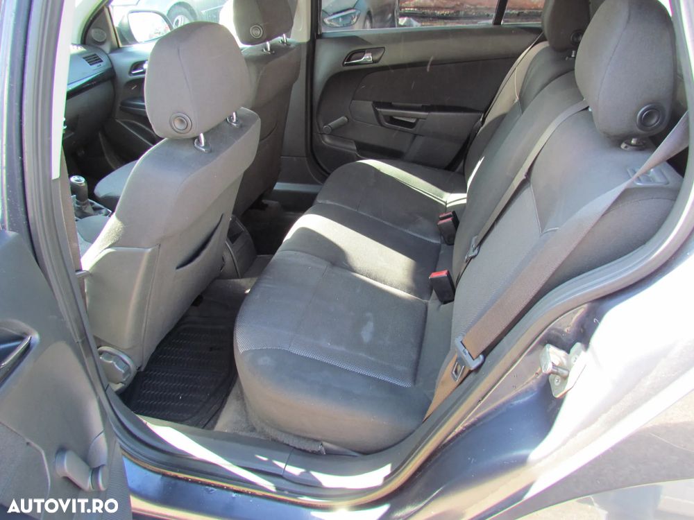 Opel Astra 1.7 CDTI DPF (119g) Selection - 9