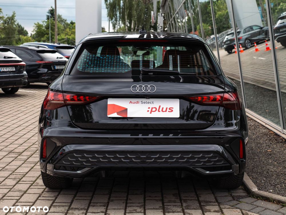 Audi A3 Sportback - 14