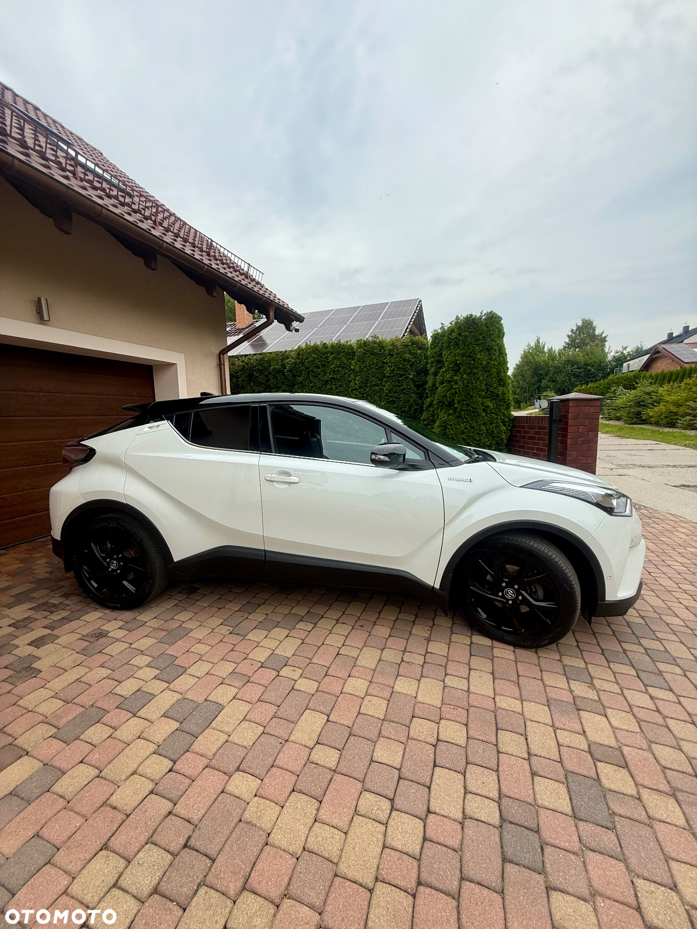 Toyota C-HR Hybrid Style Selection - 3