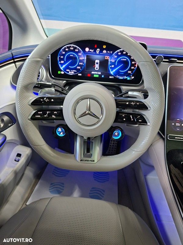 Mercedes-Benz EQE - 8