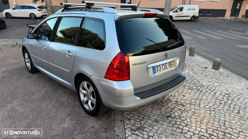 Peugeot 307 SW 1.6 HDi FAP SE Navteq - 9