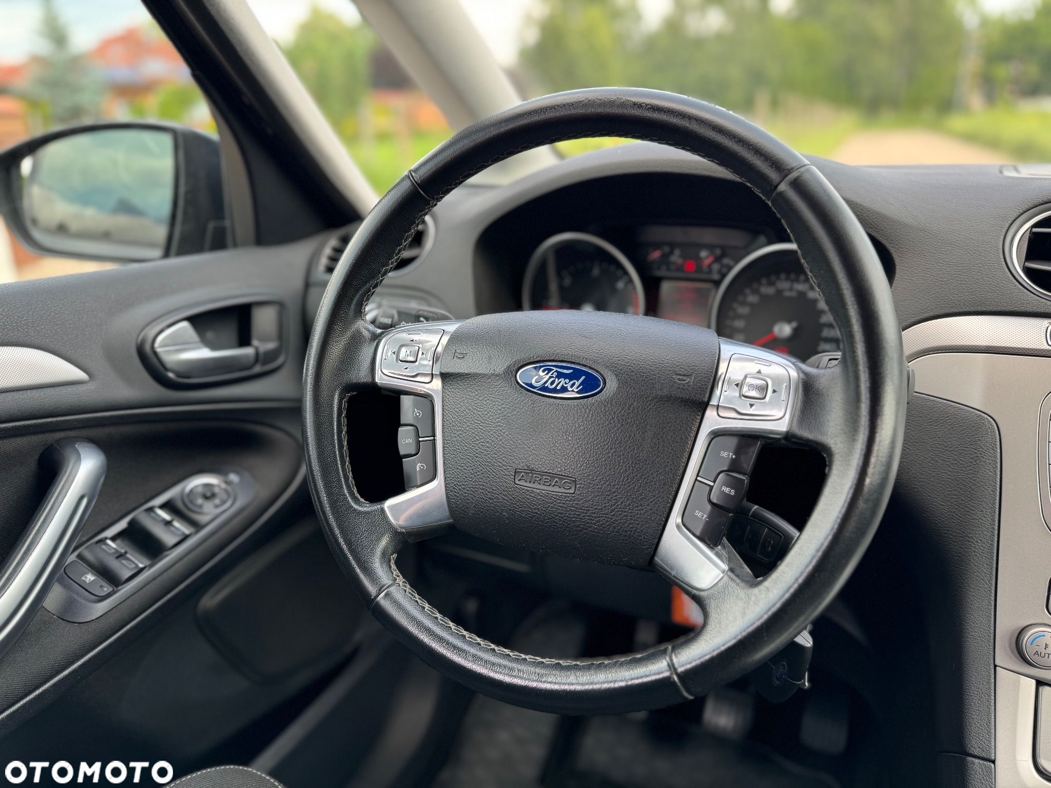 Ford S-Max - 27