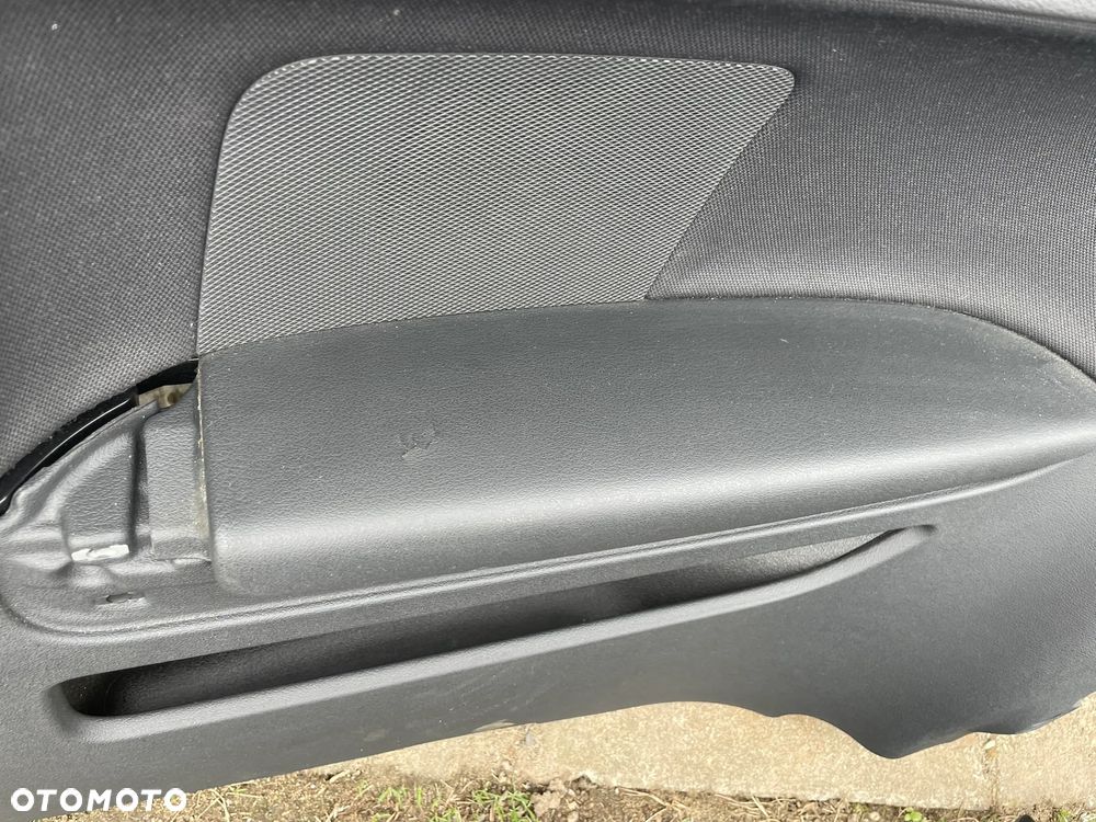 BOCZKI TAPICERKI DRZWI AUDI A3 8P 3D - 5