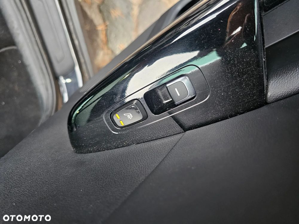 Kia Sportage 2.0 CRDI Business Line 4WD - 21