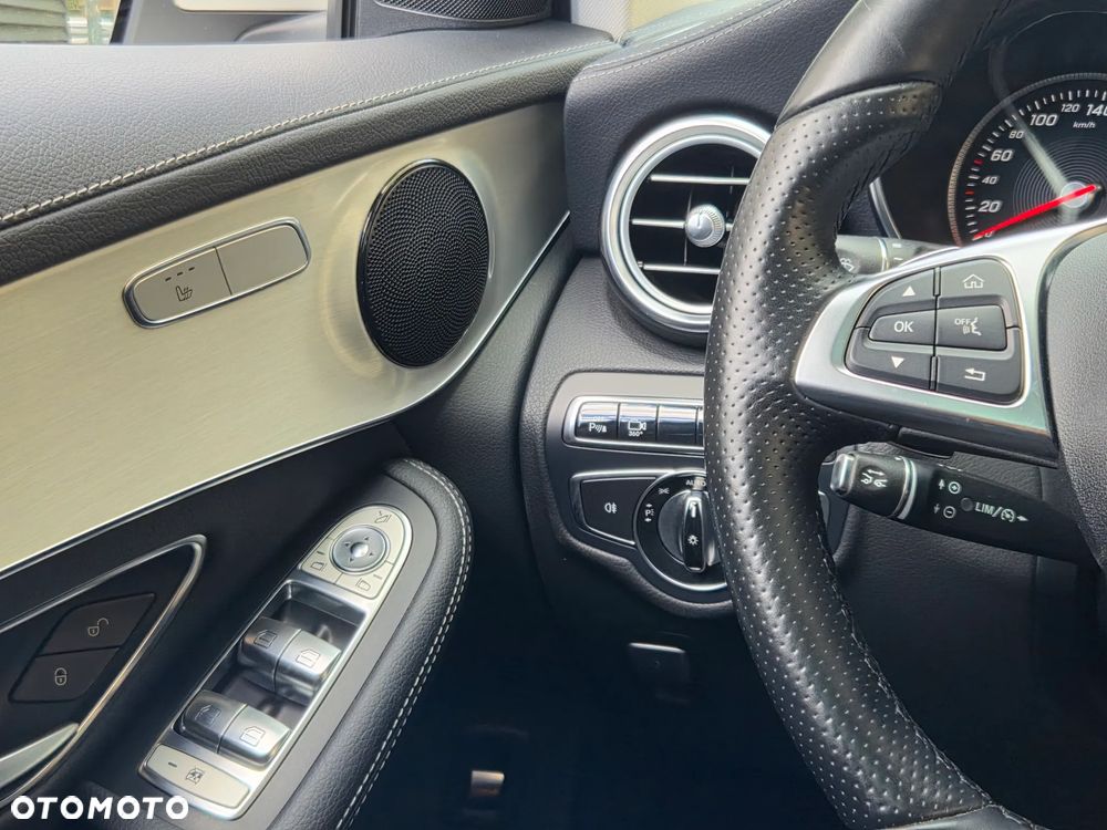 Mercedes-Benz GLC 250 4Matic 9G-TRONIC AMG Line - 19