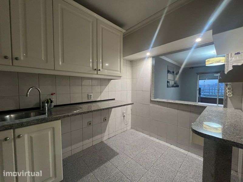 Apartamento T1+1 em Canidelo, V. N. Gaia - Grande imagem: 4/8