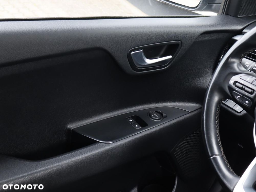 Kia Rio 1.2 L - 15