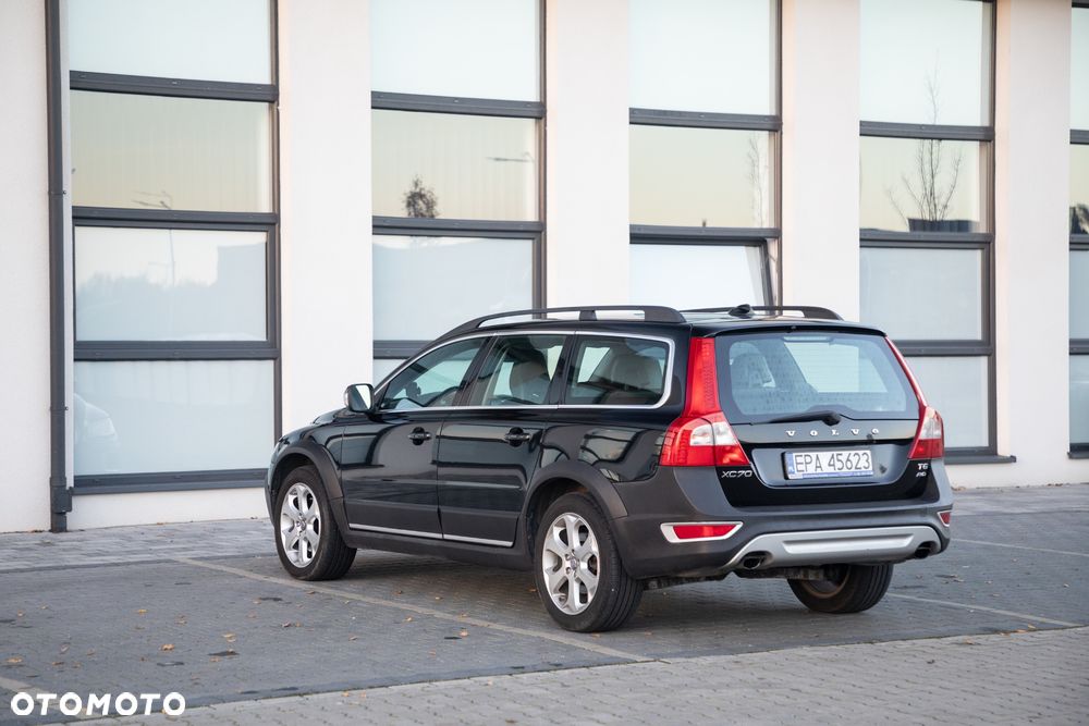 Volvo XC 70 - 10