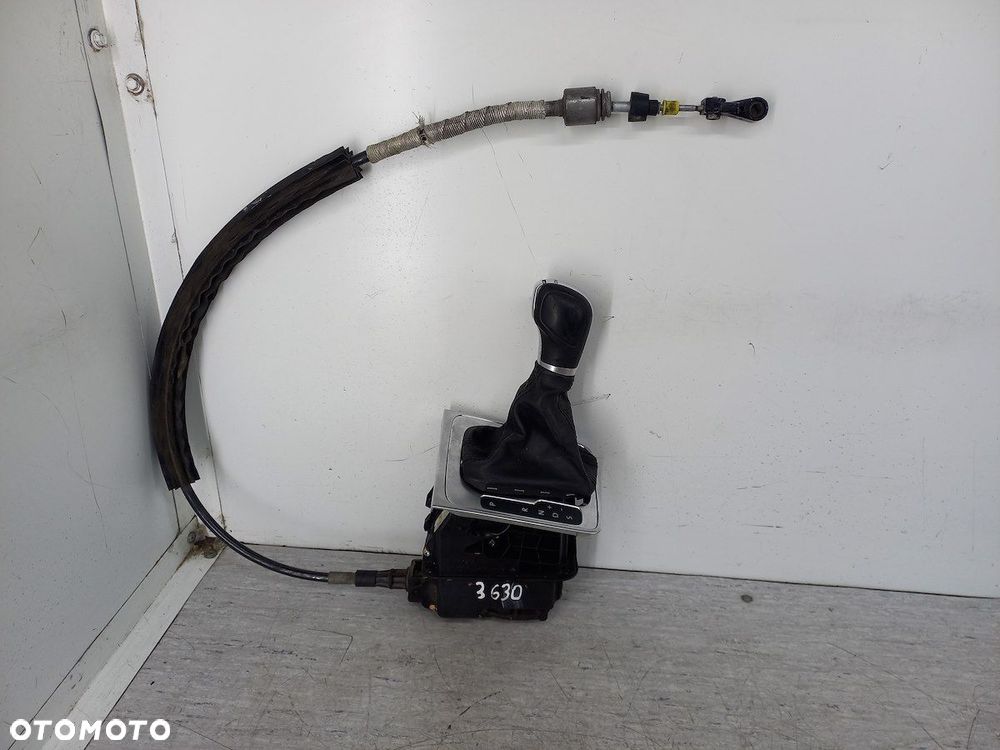 LEWAREK ZMIANY BIEGÓW VW PASSAT B7 3C1713025S 2.0 TDI - 1