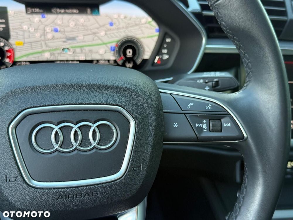 Audi Q3 Sportback - 14