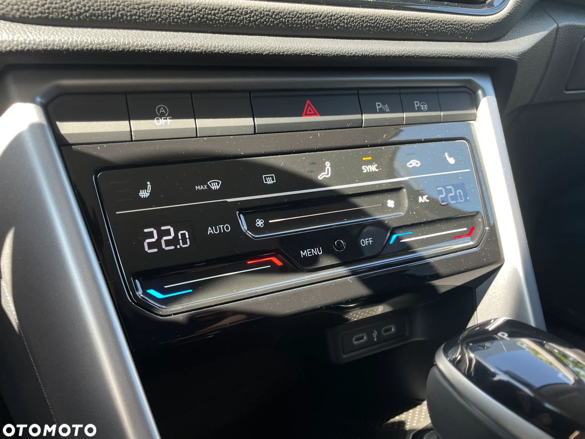 Volkswagen T-Roc 1.5 TSI Life Plus DSG - 22