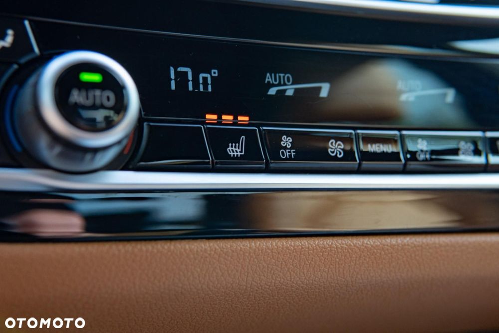 BMW Seria 5 520d xDrive MHEV Business Edition - 31
