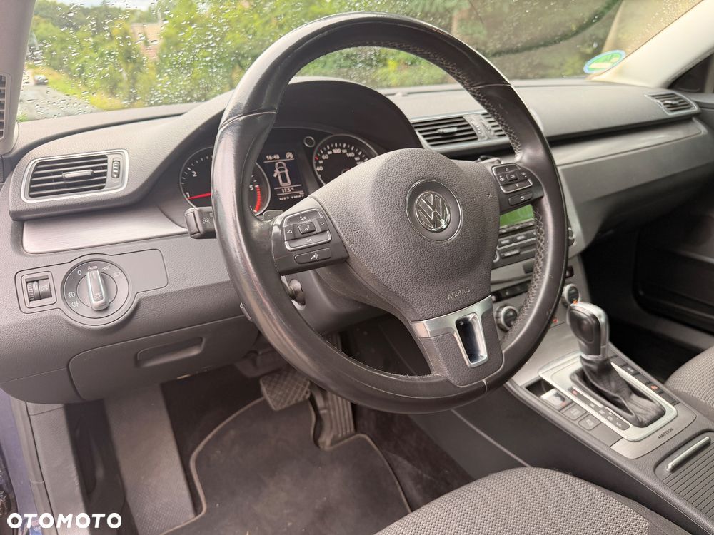 Volkswagen Passat 2.0 TDI 4Mot Highline DSG - 17