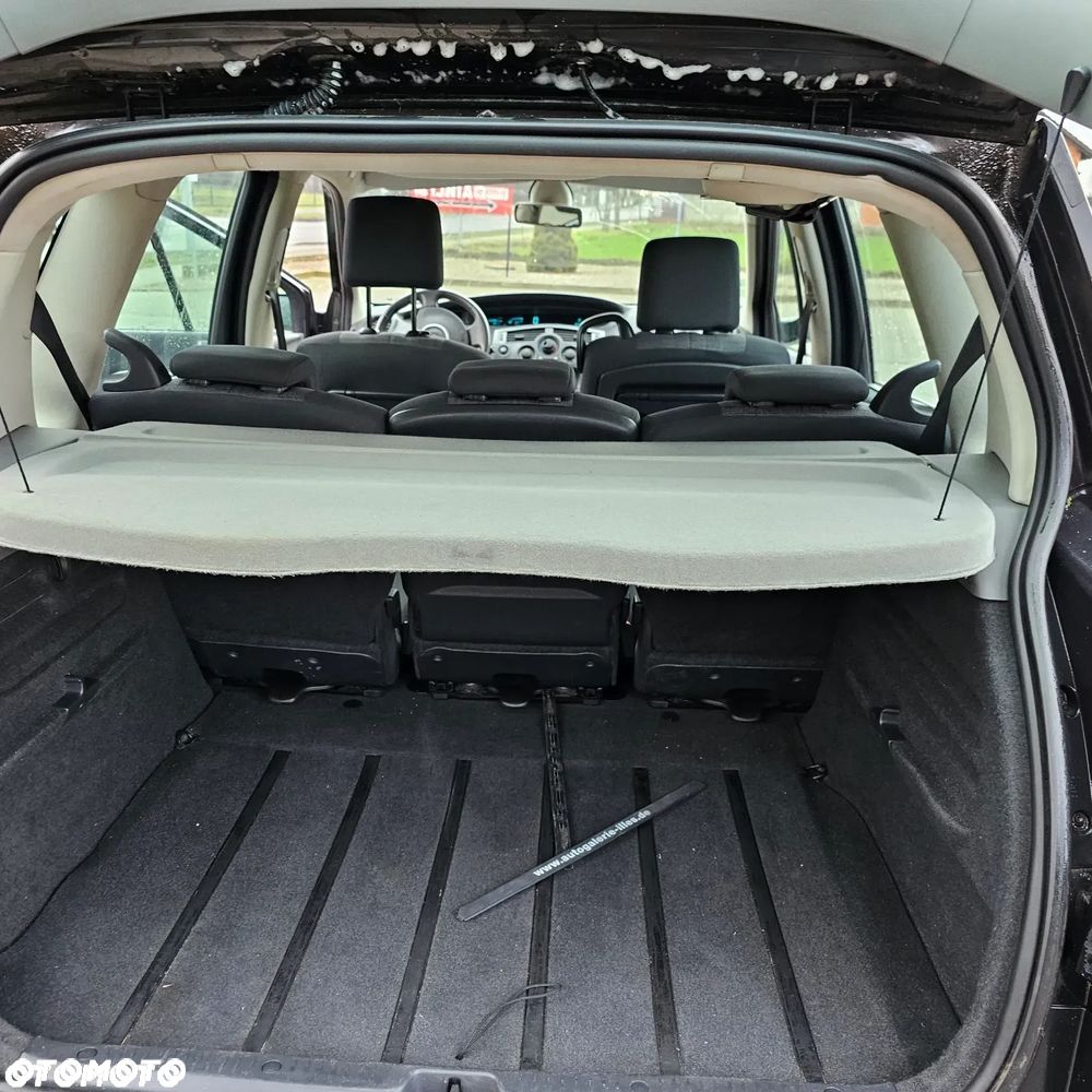Renault Scenic 1.6 16V Confort Dynamique - 25