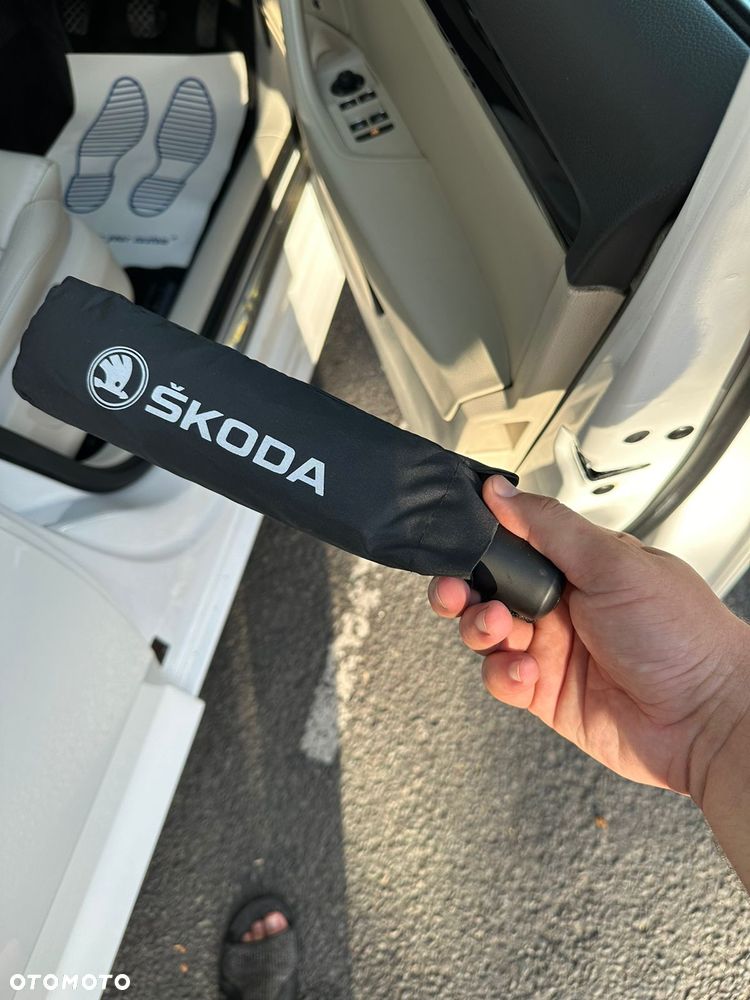 Skoda Superb 2.0 TDI L&K - 19