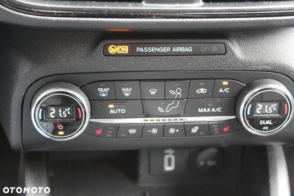 Ford Focus 2.0 TDCi ST-Line Red ASS - 27