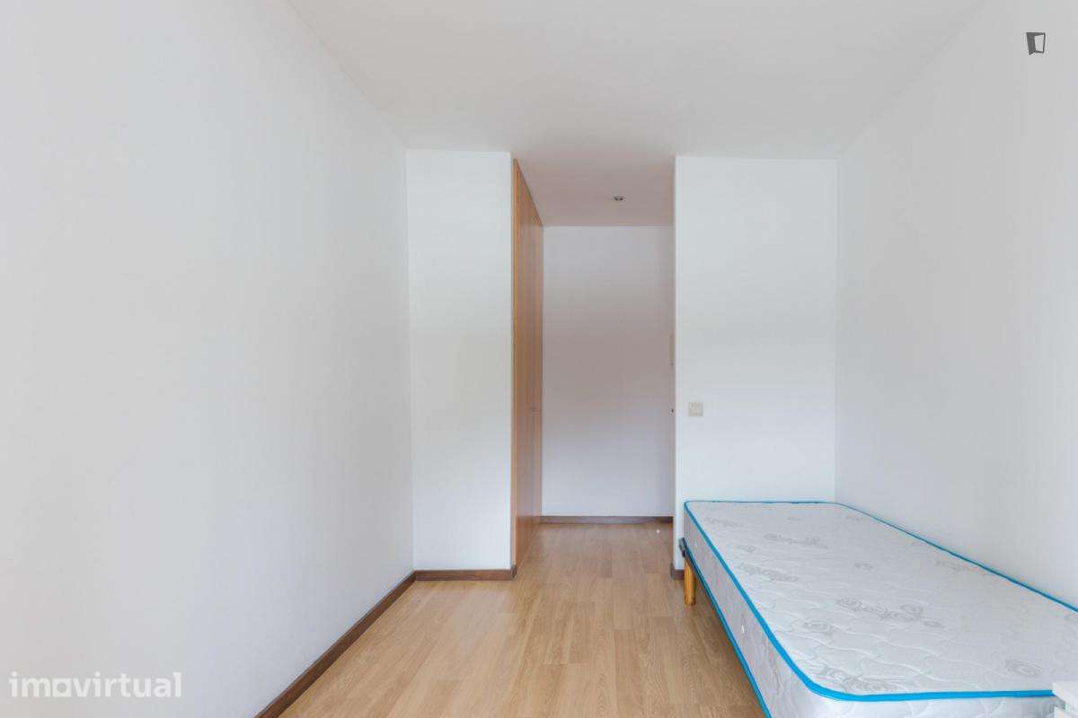Quarto - localizado em Bonfim Porto - Grande imagem: 5/15