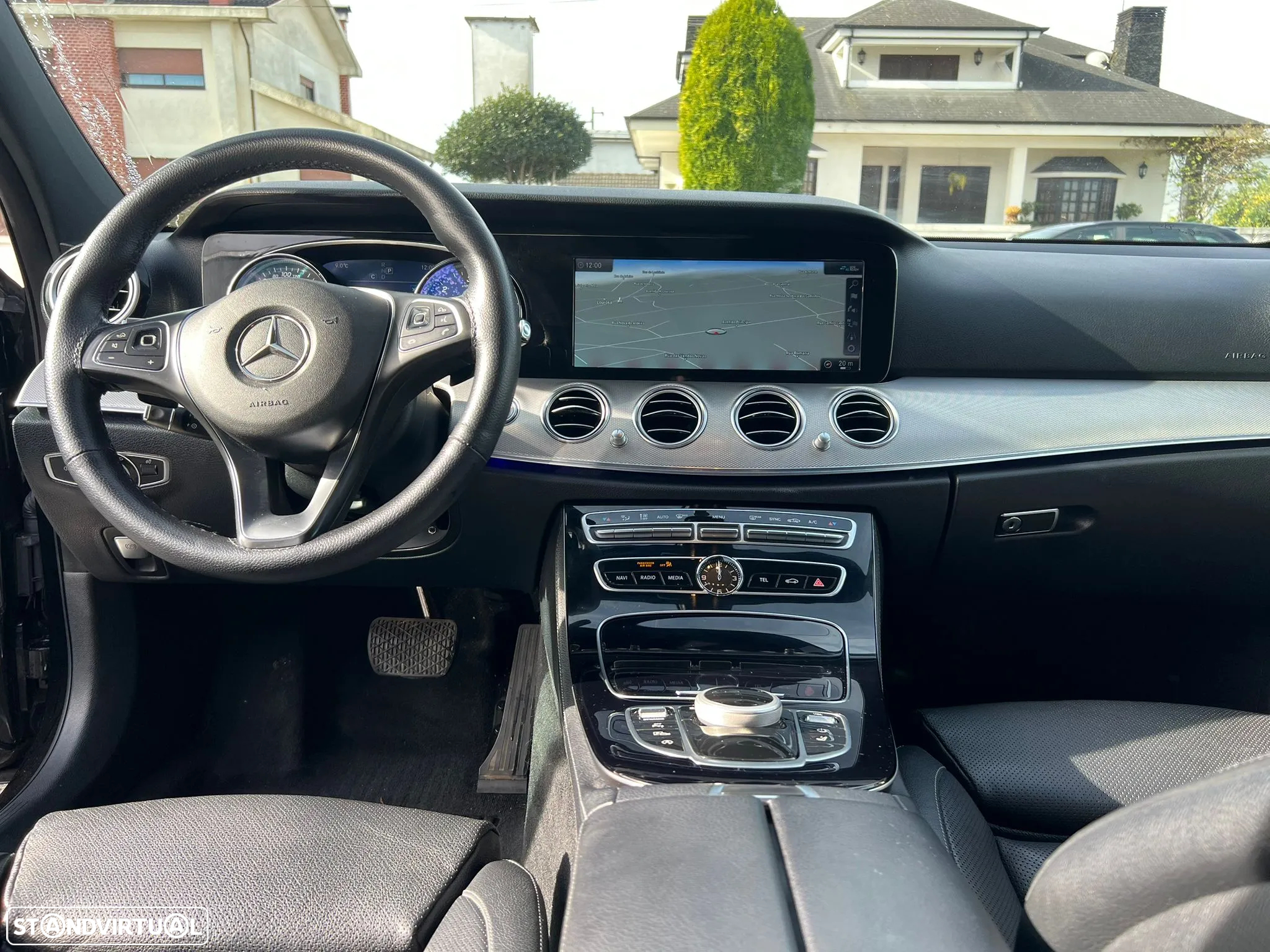 Mercedes-Benz E 220 d Avantgarde+ - 12