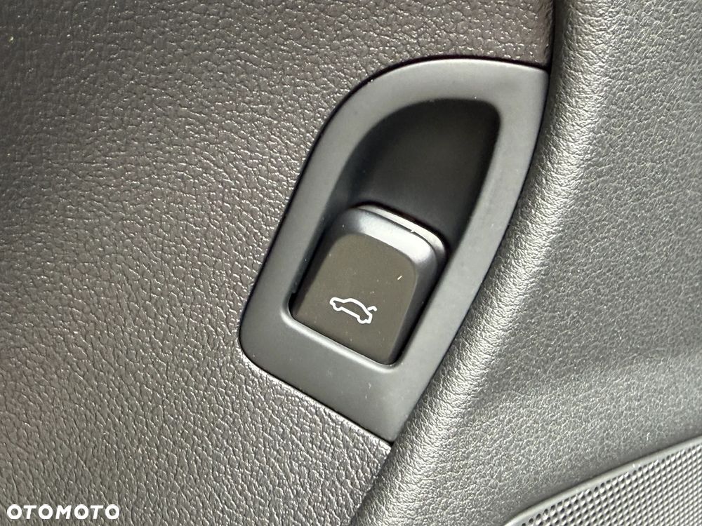Audi A4 Avant 2.0 TDI DPF S line Sportpaket (plus) - 26