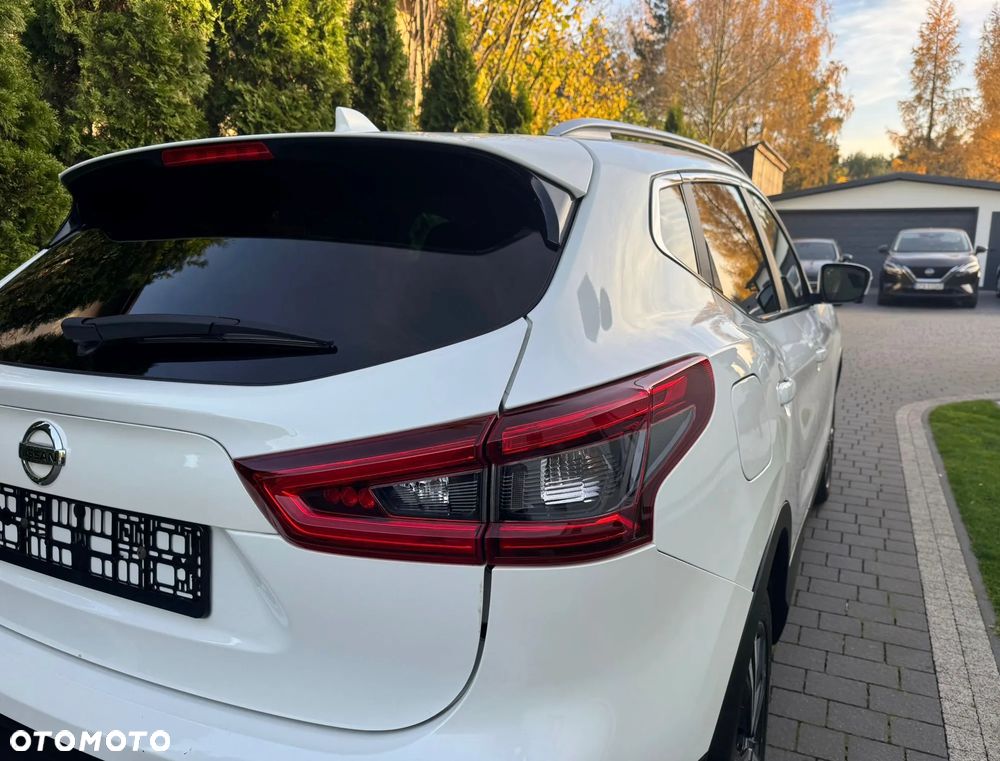 Nissan Qashqai 1.3 DIG-T TEKNA - 39