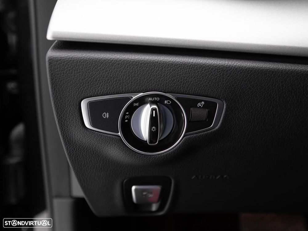 Mercedes-Benz E 300 de 4Matic 9G-TRONIC Avantgarde - 17