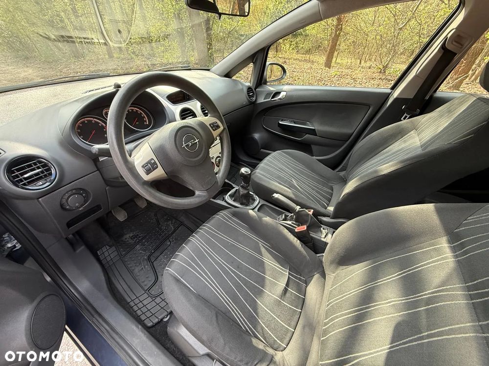 Opel Corsa - 12