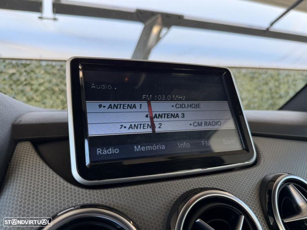 Mercedes-Benz B 180 CDi Style - 23