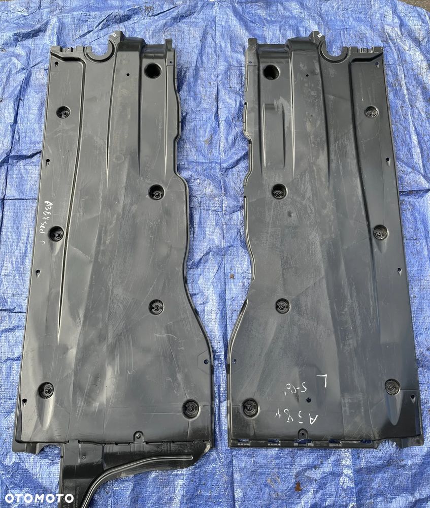 OSŁONA PODWOZIA audi A3 8Y  PRAWA LEWA 5WA825202 H  5WA825201 H - 1