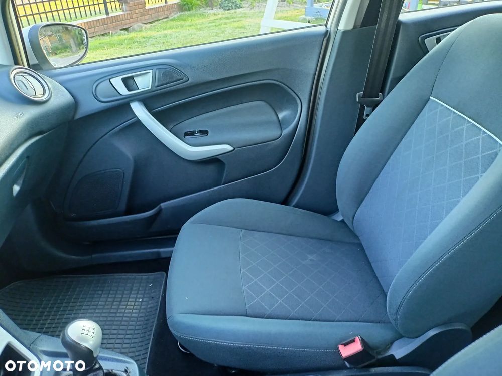 Ford Fiesta 1.25 Viva - 10
