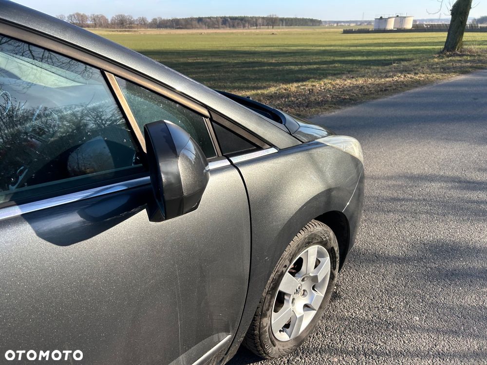Peugeot 5008 - 19