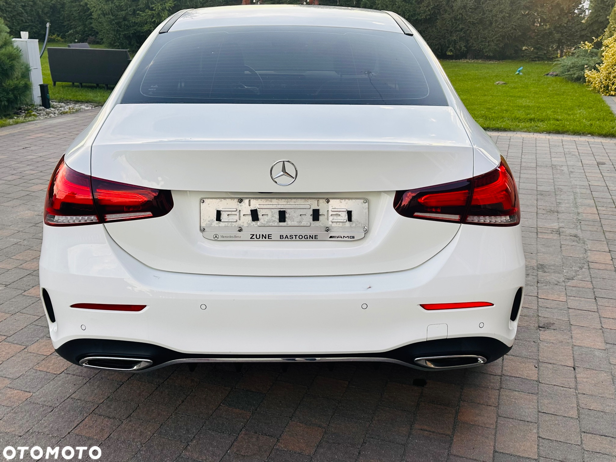 Mercedes-Benz Klasa A 180 7G-DCT AMG Line - 11