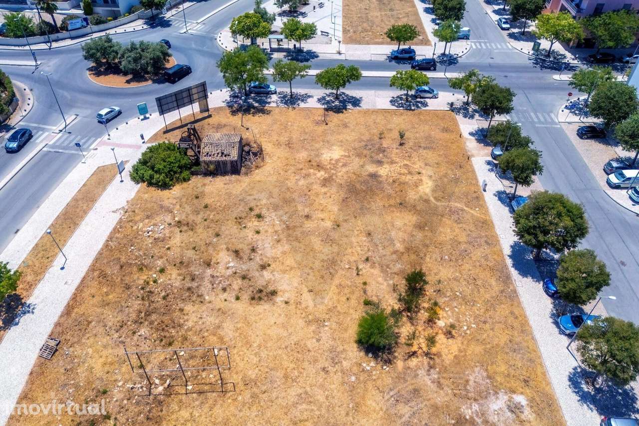 Lote Urbano em Betunes, Loulé – Elevado Potencial de Construção - Grande imagem: 5/28