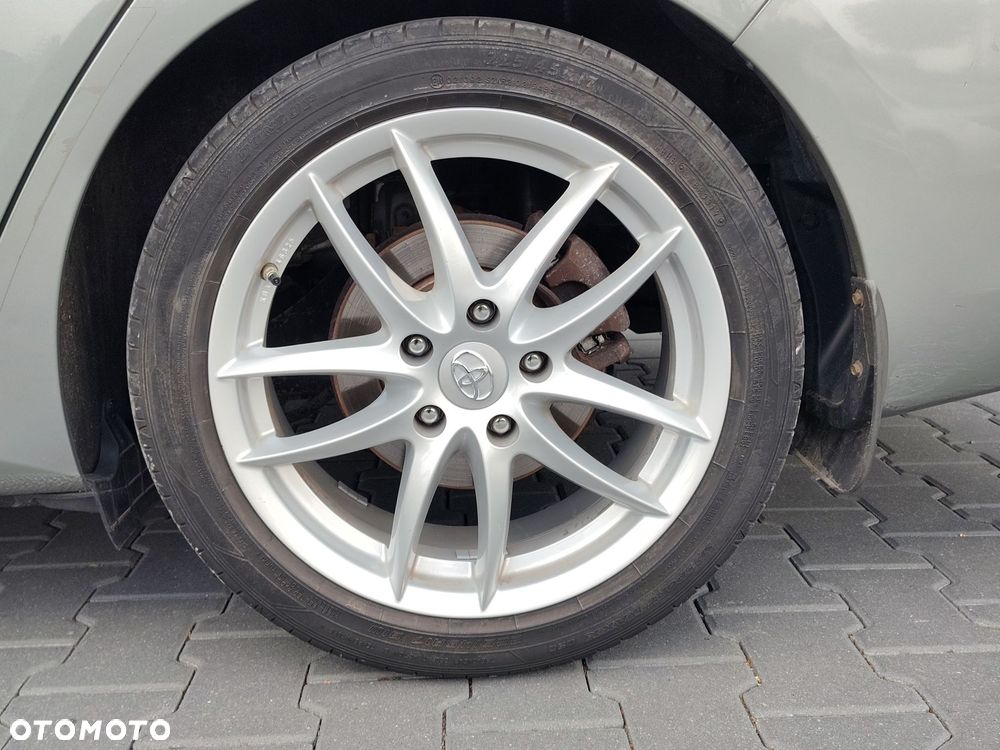 Toyota Auris 1.6 Selection - 23
