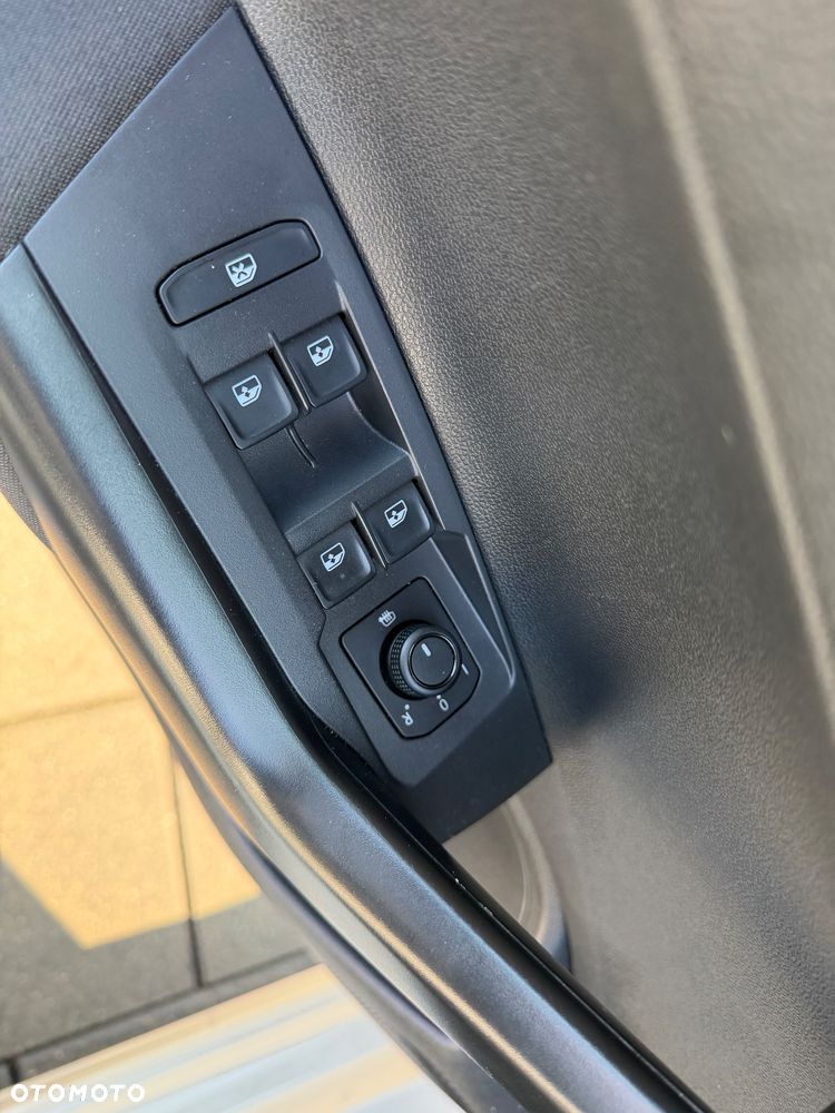 Volkswagen Polo 1.0 TSI - 17